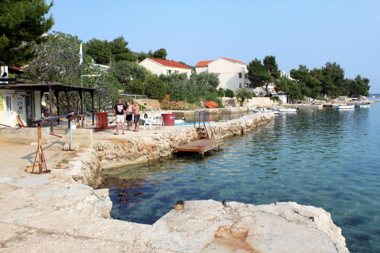 Apartments By The Sea Stara Novalja, Pag - 6469 Екстериор снимка