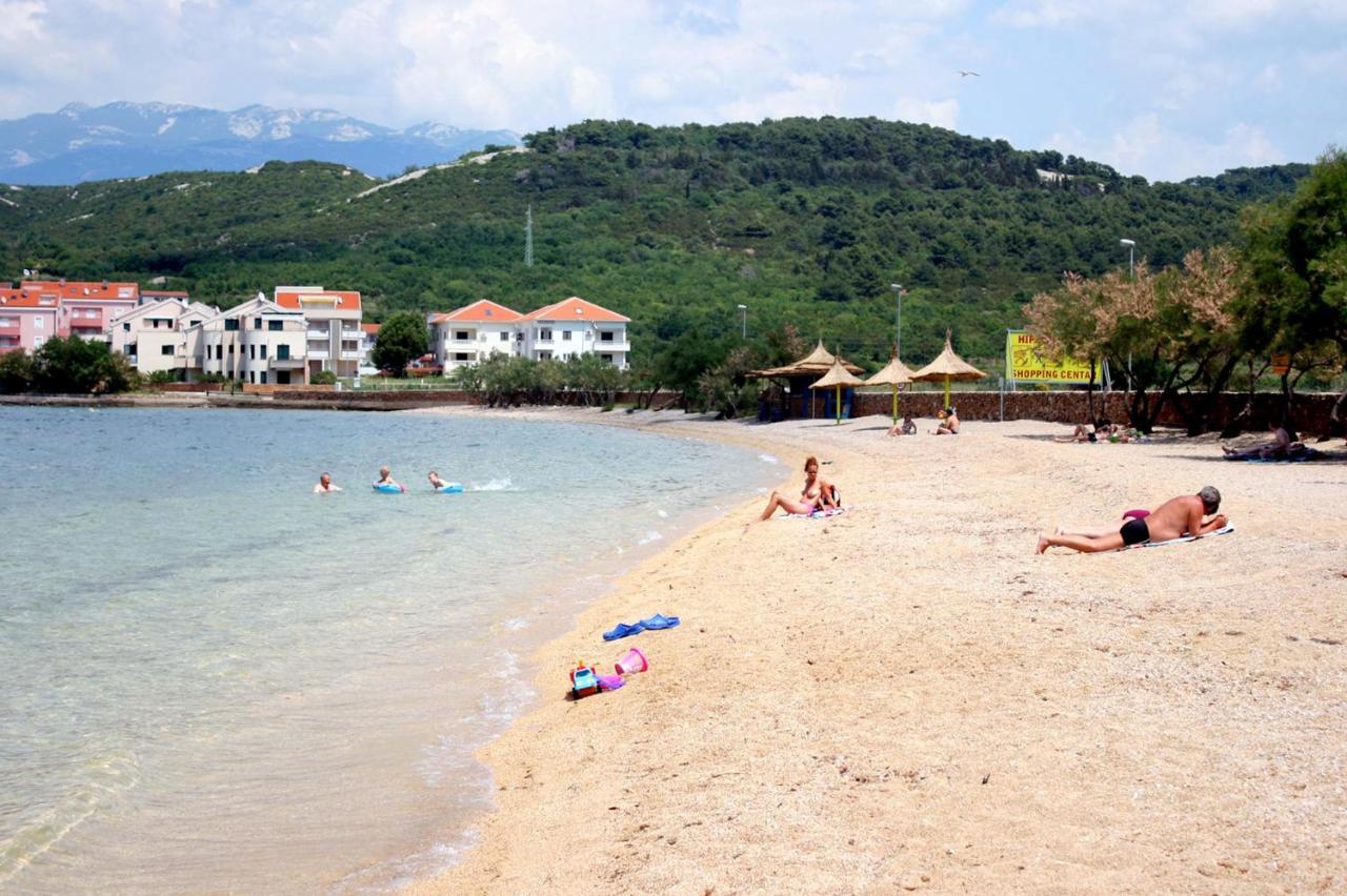 Apartments By The Sea Stara Novalja, Pag - 6469 Екстериор снимка