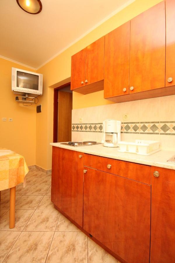 Apartments By The Sea Stara Novalja, Pag - 6469 Екстериор снимка