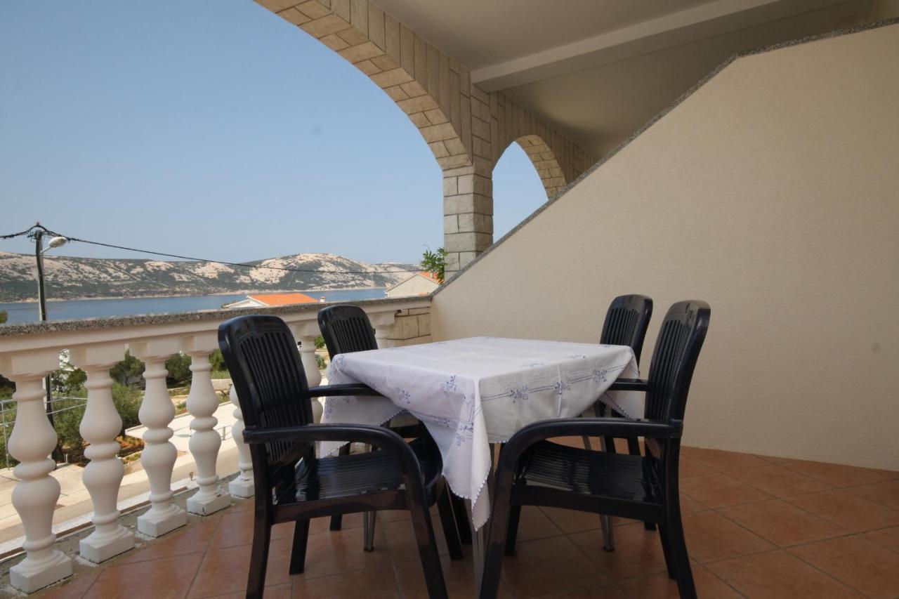 Apartments By The Sea Stara Novalja, Pag - 6469 Екстериор снимка
