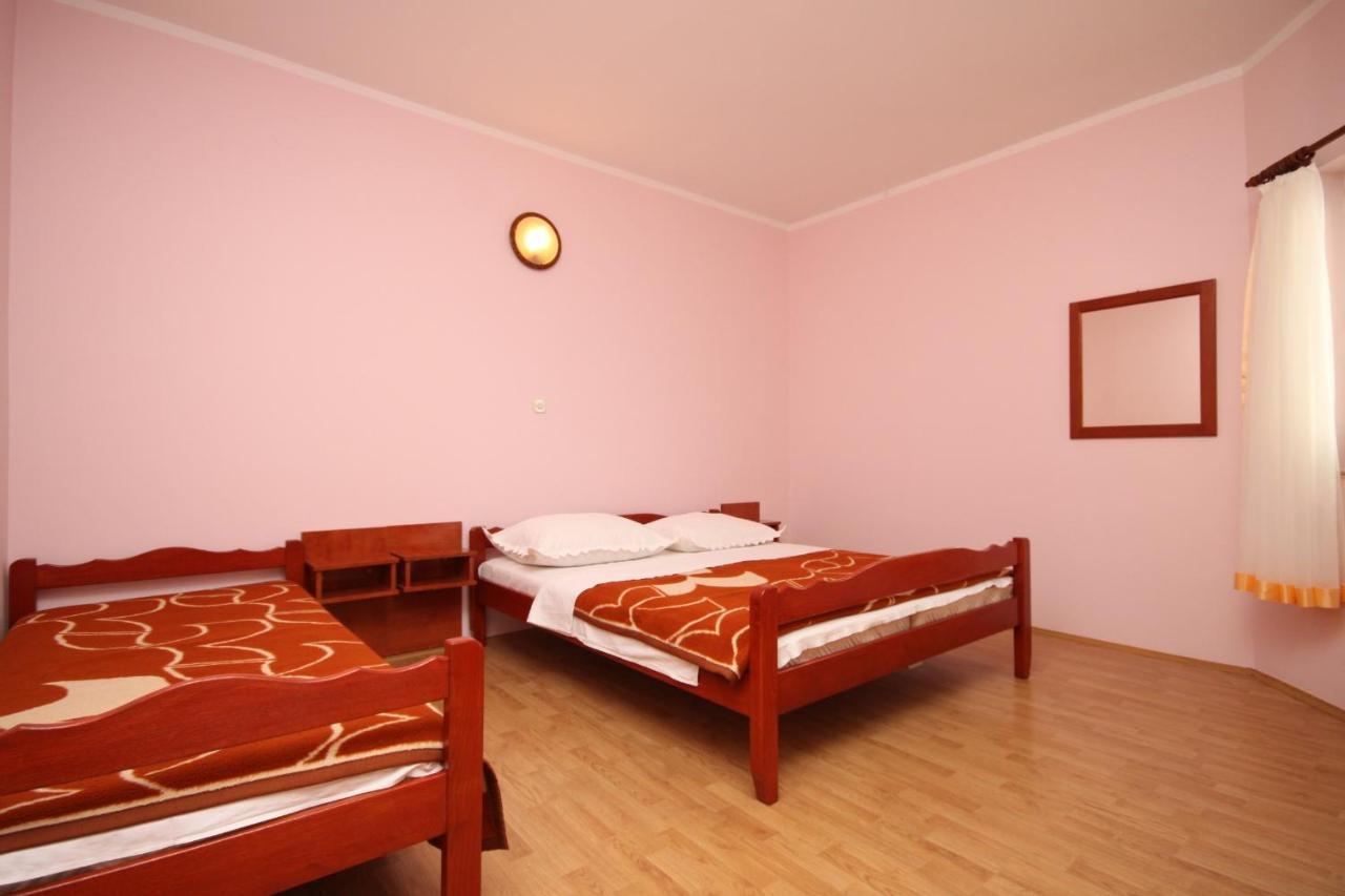 Apartments By The Sea Stara Novalja, Pag - 6469 Екстериор снимка