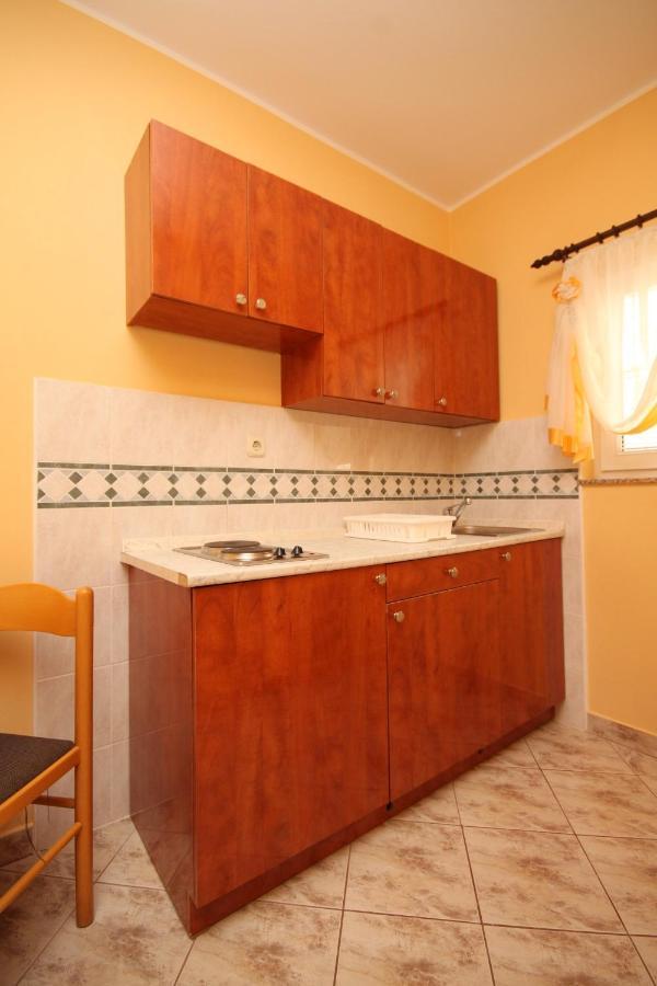 Apartments By The Sea Stara Novalja, Pag - 6469 Екстериор снимка