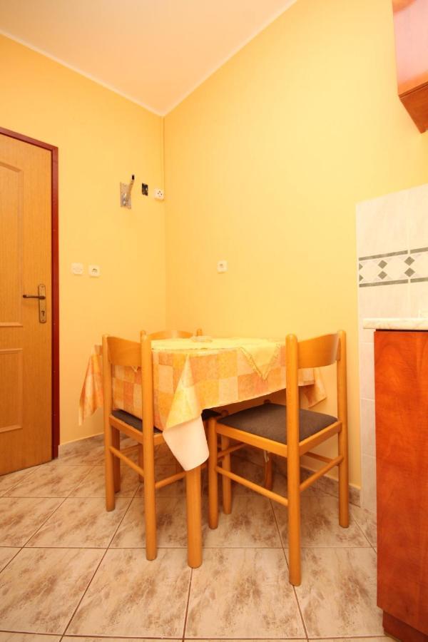 Apartments By The Sea Stara Novalja, Pag - 6469 Екстериор снимка