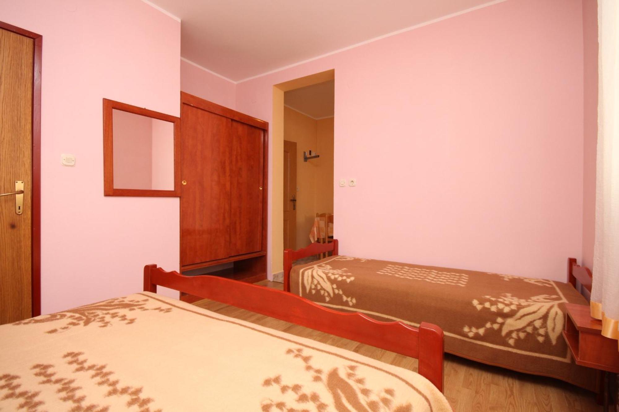 Apartments By The Sea Stara Novalja, Pag - 6469 Стая снимка